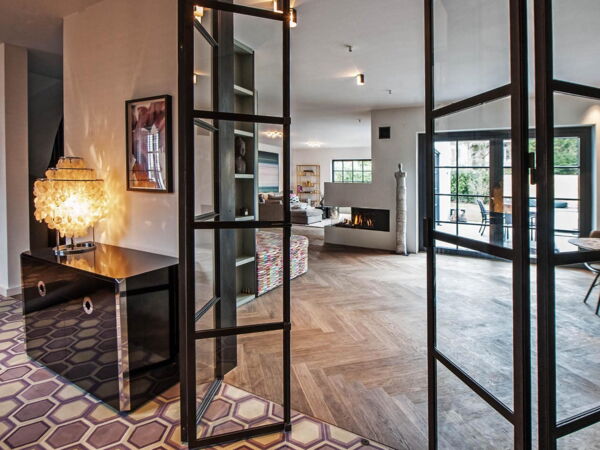 assets/images/4/Exklusive_Oberflaechen_Wohnzimmer-37ff765d.jpg