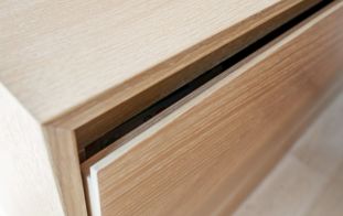 assets/images/5/Ankleideschrank_Massivholz-cb2af6cb.jpg